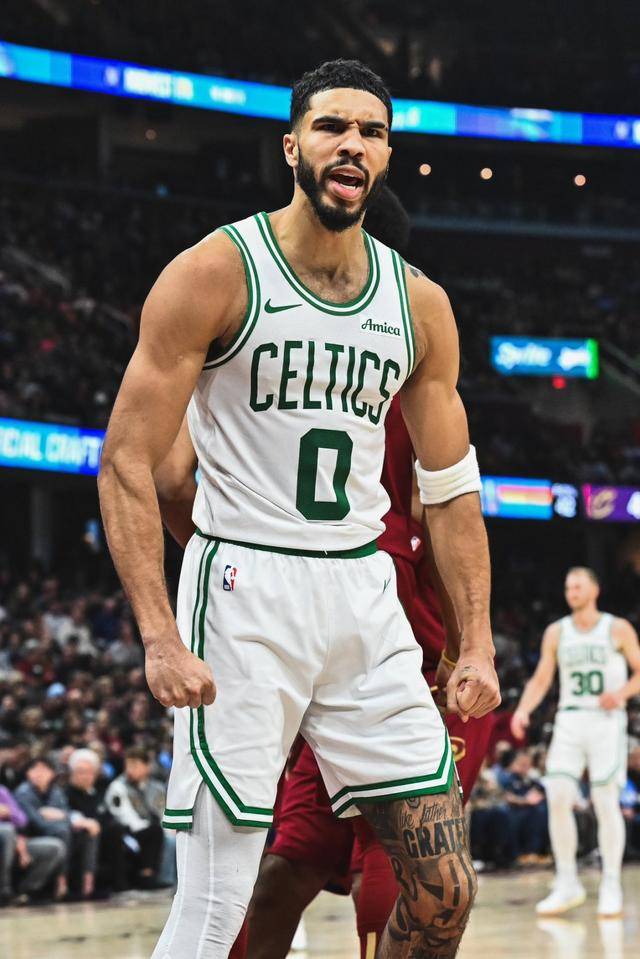 包含风云突变！迈阿密热火清晨豪取连胜，法甲版图或变，质疑声仍在，数据趋势出现新变化的词条